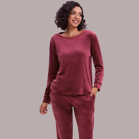 Mnamo Velvet Lounge Set - Crew Neck Top and Cuffed Jogger Pants