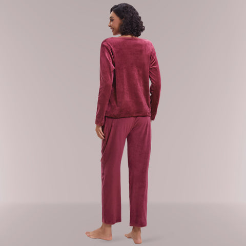 Mnamo Velvet Lounge Set - Relaxed Fit Crew Neck Top and Wide-Leg Pants