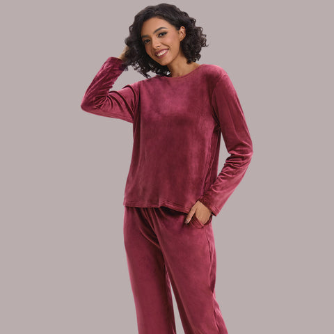 Mnamo Velvet Lounge Set - Relaxed Fit Crew Neck Top and Wide-Leg Pants