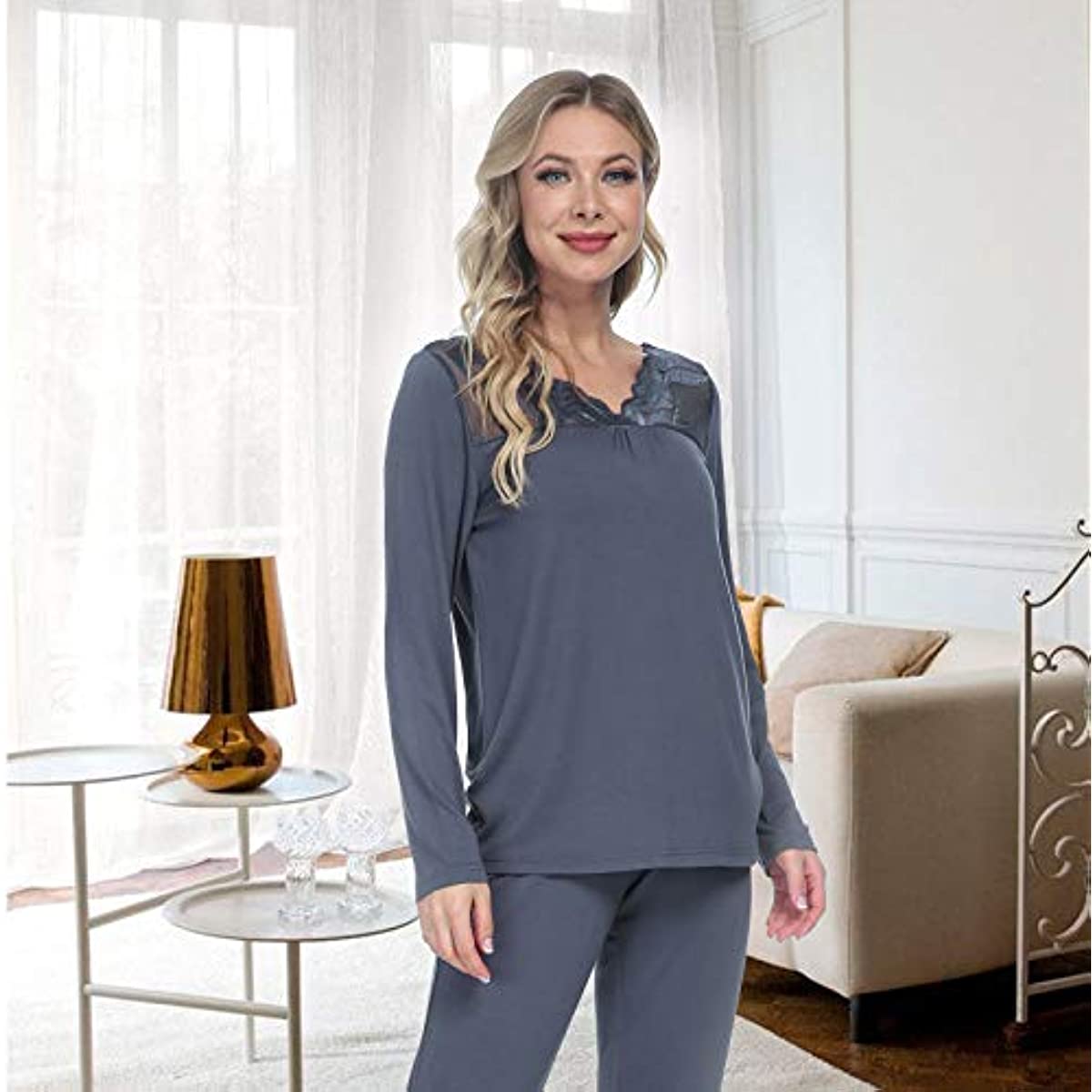 DE Mnemo Schlafanzug für Damen Weich Gestricktes Pyjama Set mit V-Ausschnitt und Exquisitem Gewelltem Saum 2 Stück Slim Fit Frauen Gemütliche Nachtwäsche